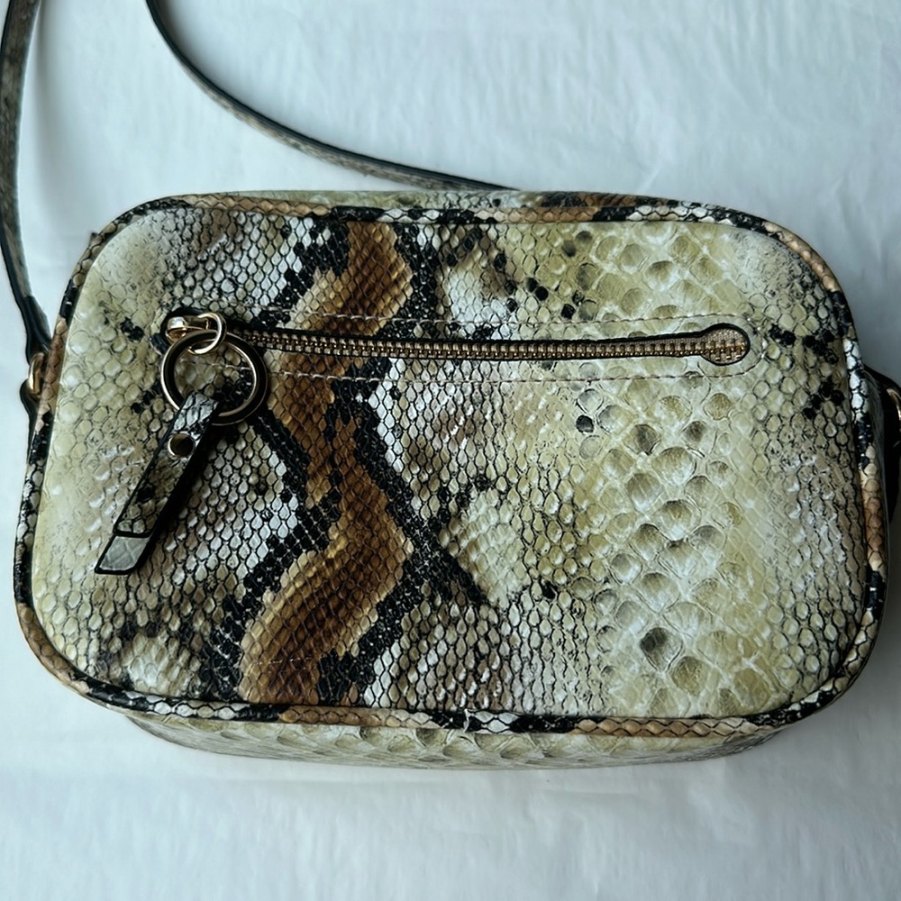 Animal print cross body purse H&M